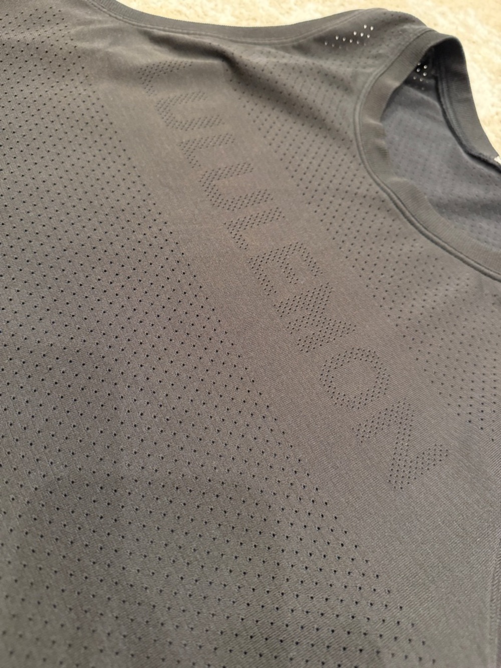 Lululemon Swiftly Breathe Crop Tank Size 8 - Picture 3 of 8